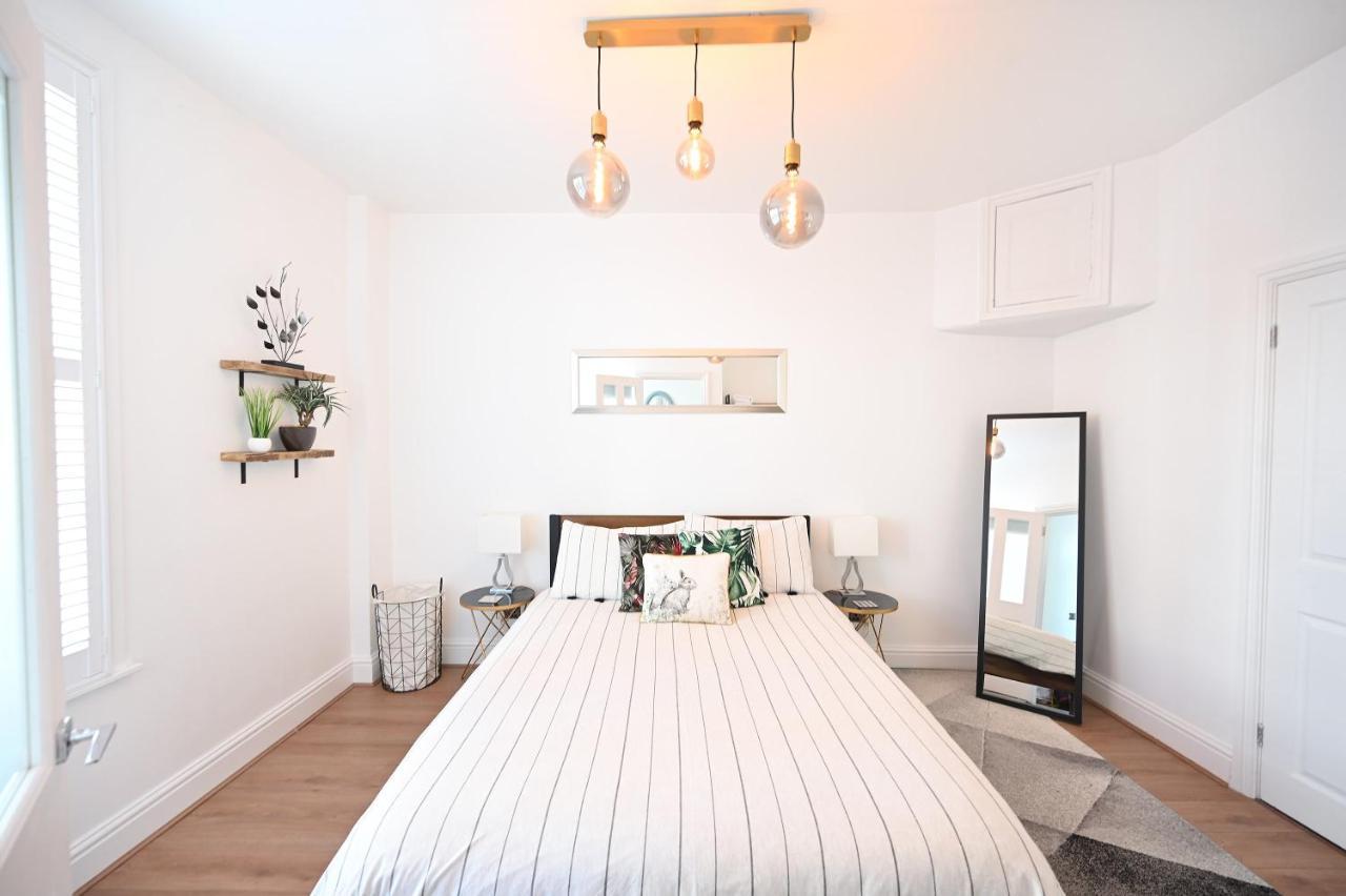 The Teapot Cottage In Town Centre Free Parking Стратфорд-апон-Эйвон Экстерьер фото